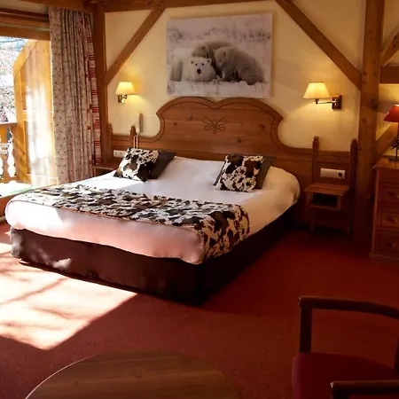 Serre Hotell 2*