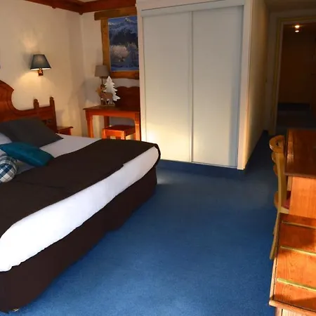 Hotell Serre 2*
