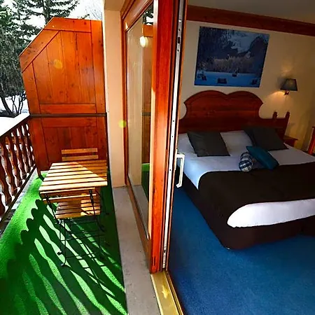 Hotel Serre 2*